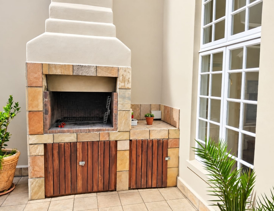 2 Bedroom Property for Sale in Groenvallei Western Cape